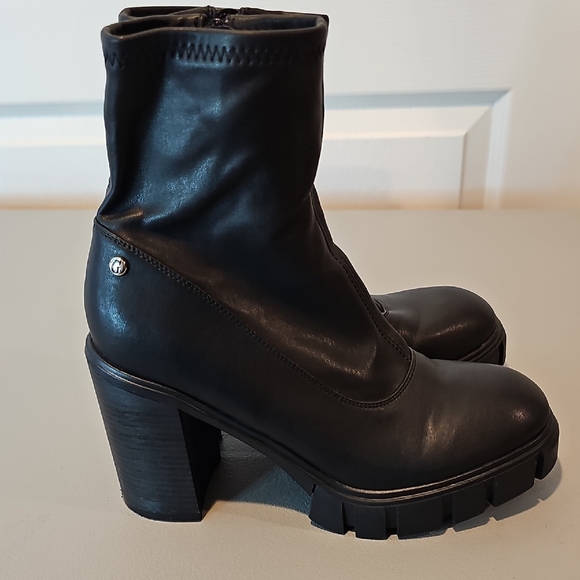 Guess Black Size 7.5 High Heeled Boots - Picture 1 of 8